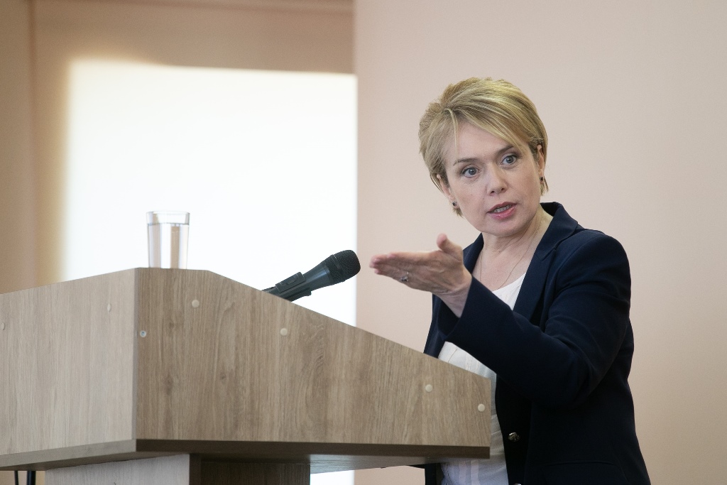 Лілія Гриневич: Ми підготували реформу оплати праці освітян - найбільше переваг отримають вихователі, молоді вчителі та майстри