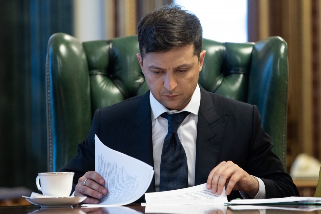 В один клік без черг та хабарів: Глава держави підписав указ щодо розвитку електронних послуг