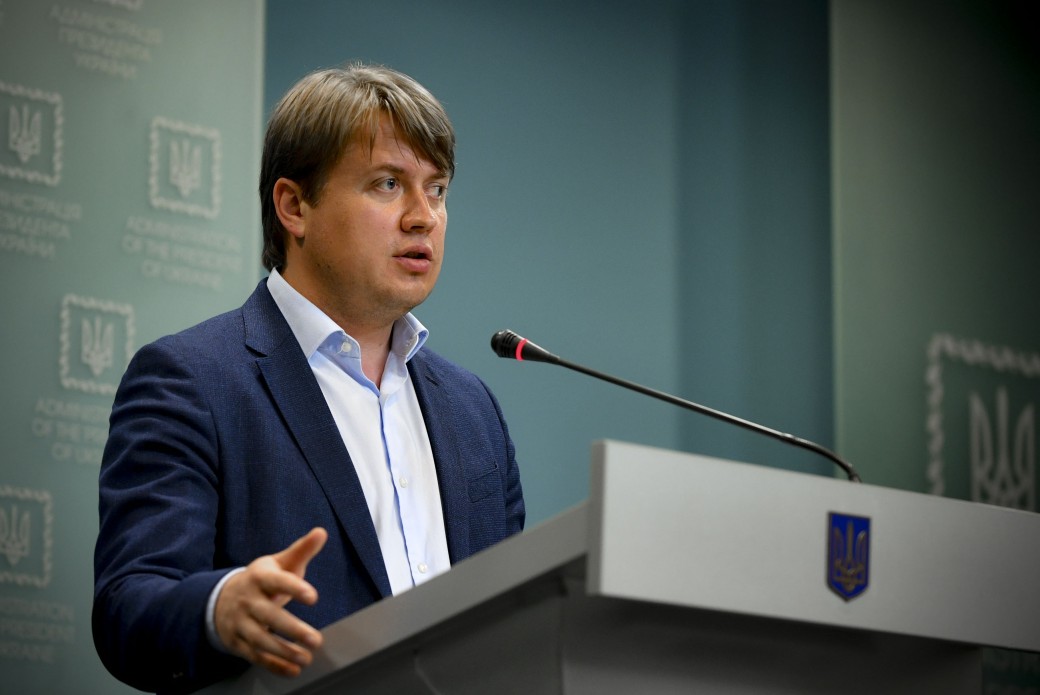 На нараді під головуванням президента України напрацьовано механізми, що допоможуть зменшити тарифи на електроенергію для непобутових споживачів майже на 20% – Андрій Герус