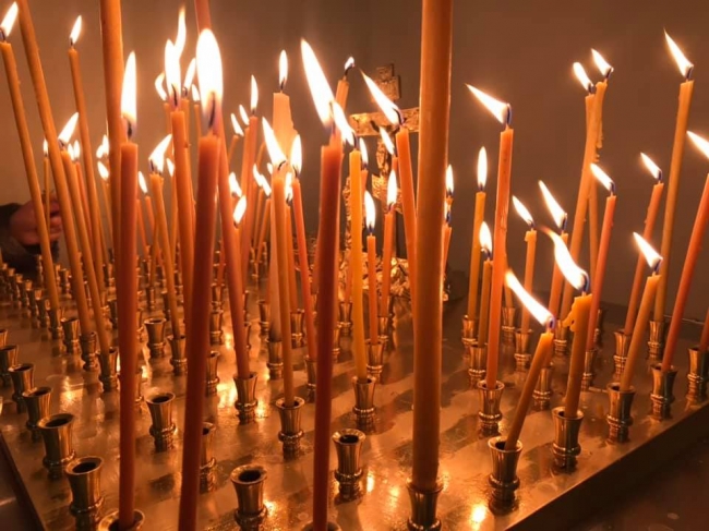 Керівників релігійних конфесій області закликають обмежити проведення богослужінь у храмах