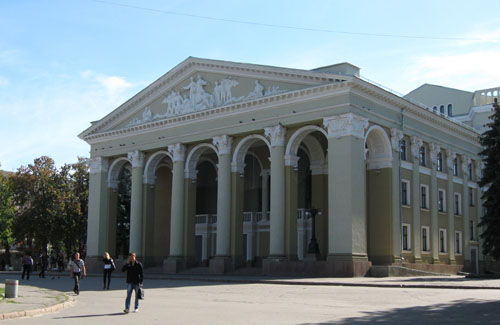 Що пропонують установи галузі культури області на карантині?