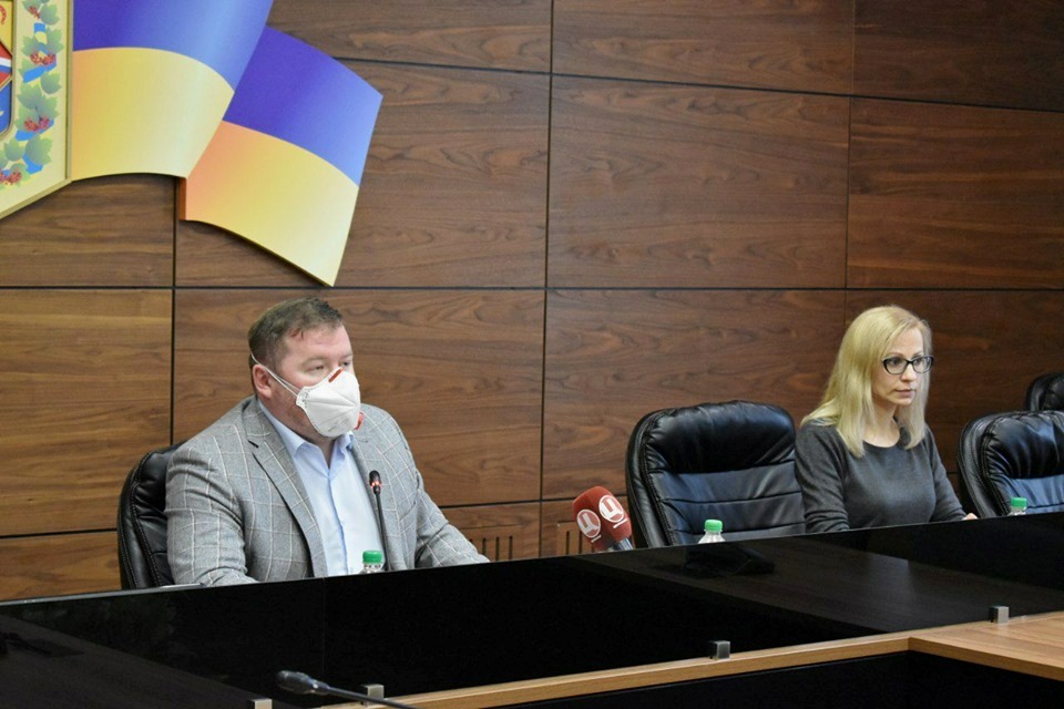«В області на апараті ШВЛ нині перебуває одна людина з коронавірусною інфекцією», – Дмитро Лунін