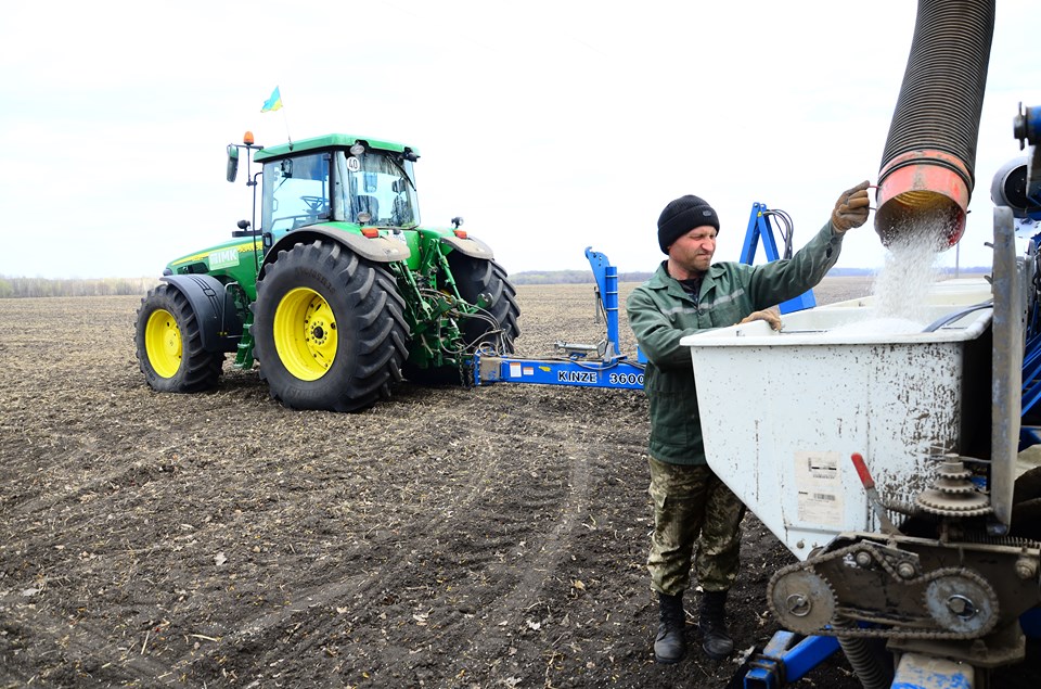 На Полтавщині завершують посів ранніх зернових