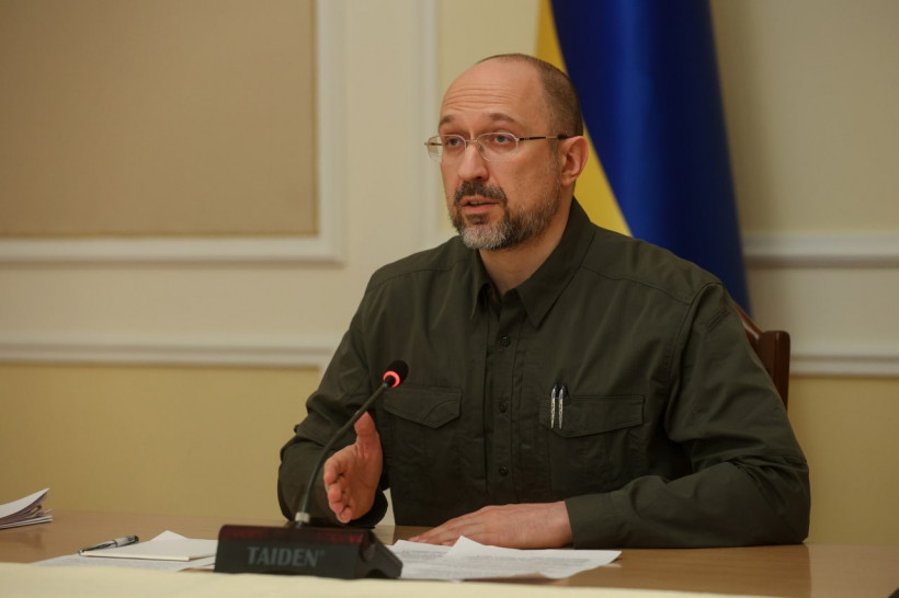 Денис Шмигаль провів нараду з представниками АЗС: Необхідно, щоб люди мали пальне, а на ринку не було зловживань