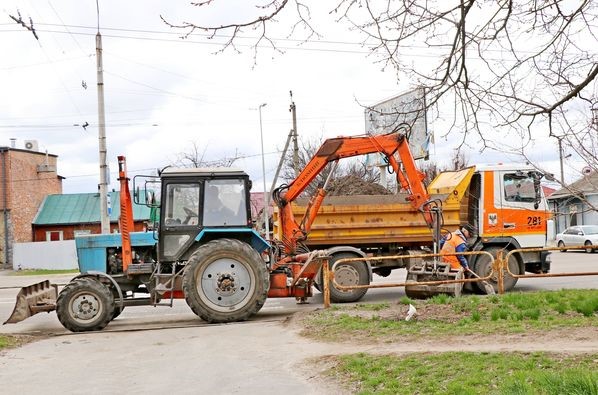 На Київщині відновили електрику та газопостачання, у Харкові запустили міський транспорт – Офіс Президента