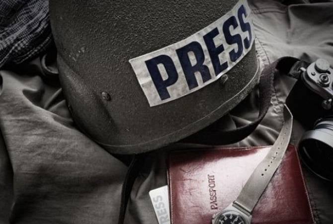 Уряд спростив умови перебування іноземних журналістів в Україні