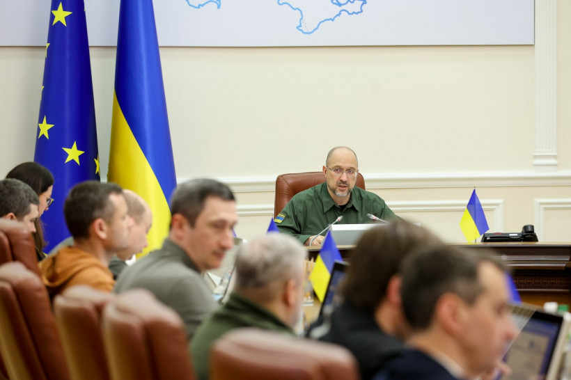 Денис Шмигаль: Уряд платив і платить в повному обсязі всі соціальні зобов’язання