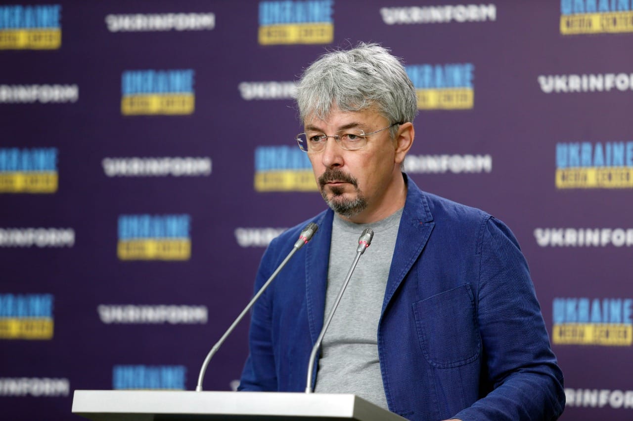 Створено Експертну раду МКІП з питань декомунізації та дерусифікації
