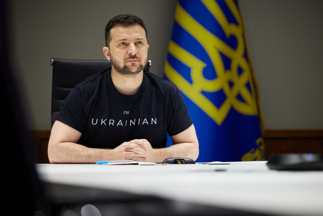 Від постачання Україні зброї залежить деокупація наших територій, зволікання загрожує стагнацією на фронті – Президент   