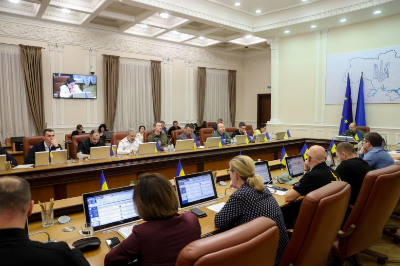 Прем’єр-міністр: Навчальний рік розпочнеться 1 вересня в очному режимі