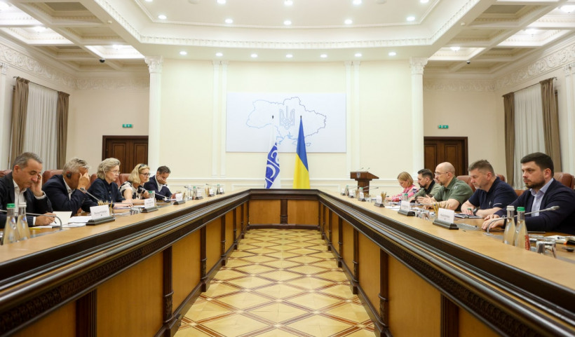 Прем’єр-міністр на зустрічі з Президентом ПА ОБСЄ: Закликаємо партнерів надати Україні сучасні ППО та визнати росію державою-спонсором тероризму