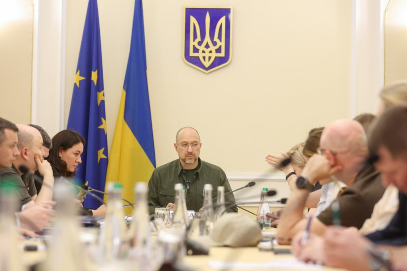 Україна продовжить переконувати партнерів, аби вони визнали росію державою-спонсором тероризму, — Прем’єр-міністр\